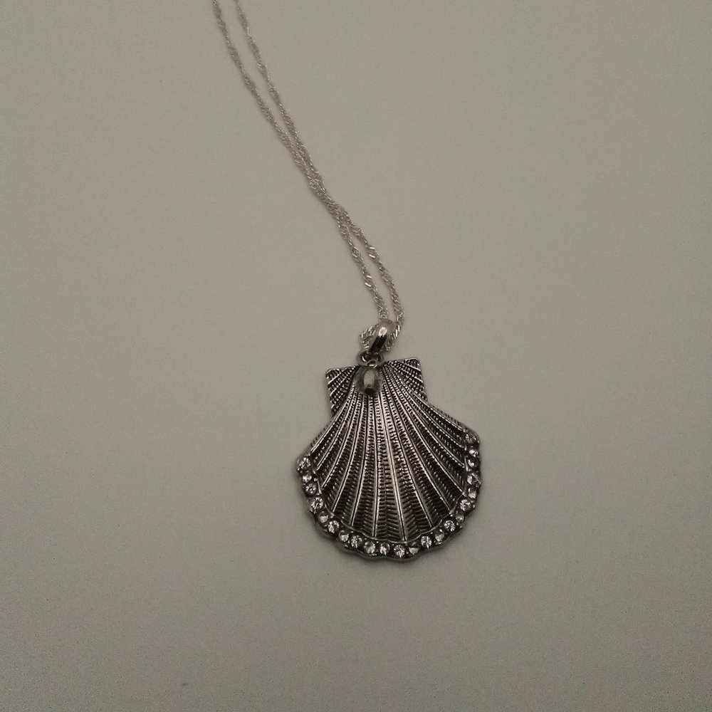 Silver Seashell Necklace